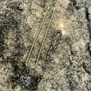Beautiful Brighton set! Necklace, bracelet, and earrings.